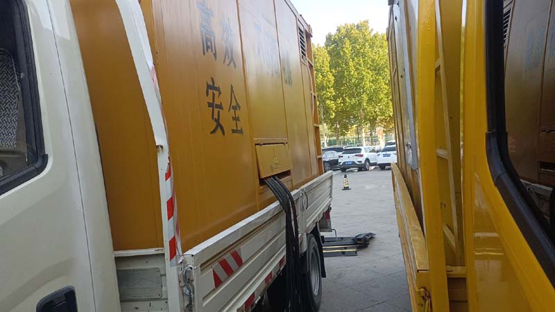平和如何判断柴油发电机组和UPS电源的切换时间是否符合要求？