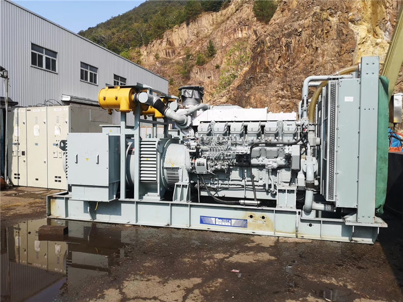 平和储能设备在应用领域拓展过程中面临哪些新的挑战？