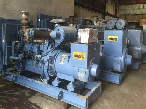 平和不同品牌的柴油发电机组冷却液可以混用吗？